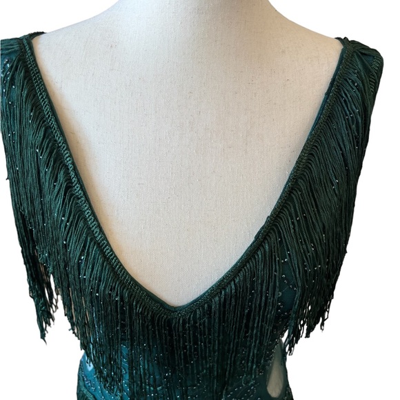 Embroidery Multi-Layered flapper style Tassel Dress in deep emerald green NWT - Picture 3 of 11
